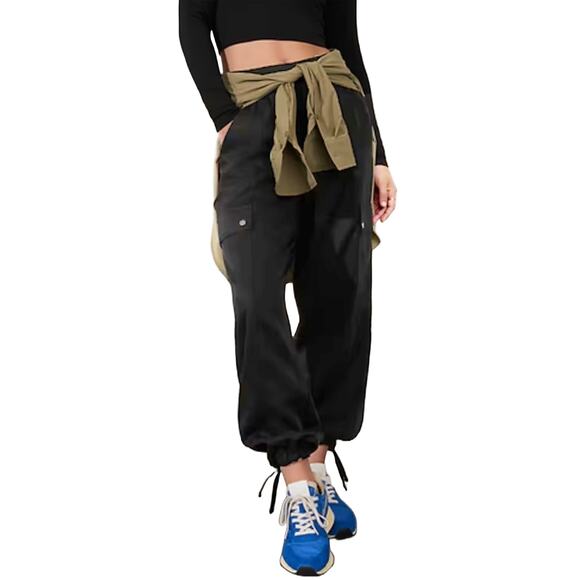 Athleta Celestial Utility Pant Sz XS New $119 Black Relaxed Fit Runs Big Fits S - Picture 1 of 11